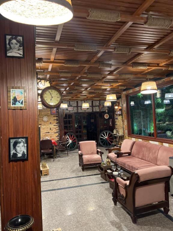 Italian House Hotel Baghdad Bagian luar foto
