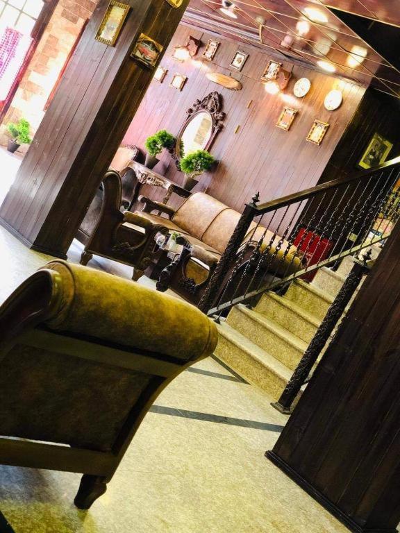 Italian House Hotel Baghdad Bagian luar foto