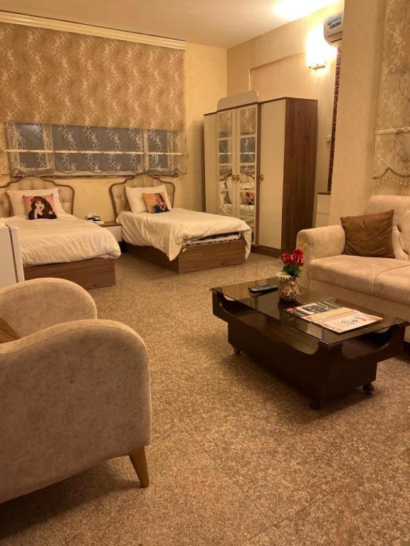 Italian House Hotel Baghdad Bagian luar foto