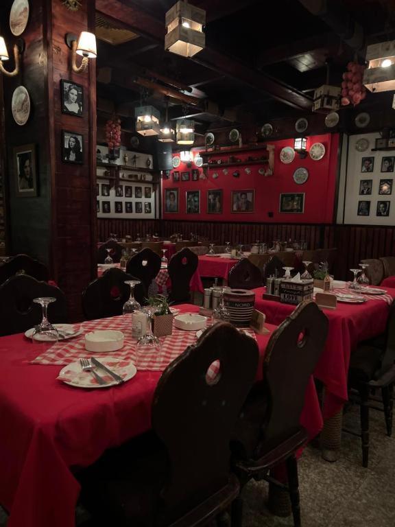 Italian House Hotel Baghdad Bagian luar foto
