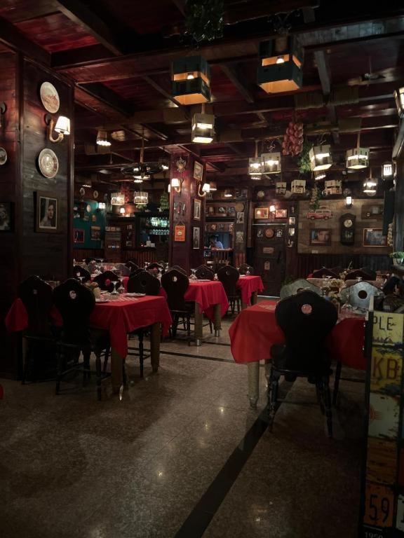 Italian House Hotel Baghdad Bagian luar foto
