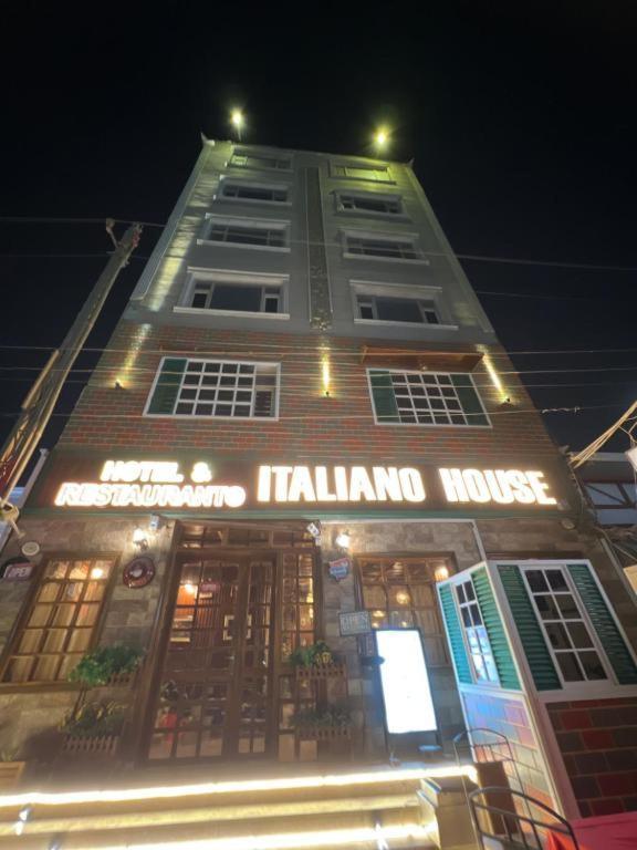 Italian House Hotel Baghdad Bagian luar foto