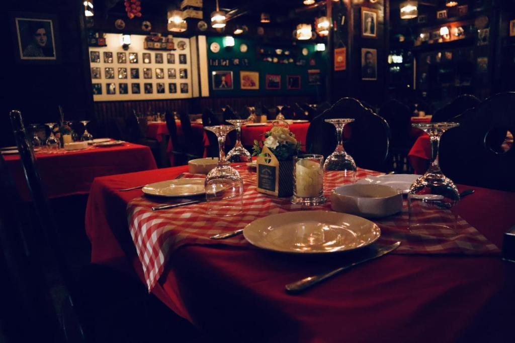 Italian House Hotel Baghdad Bagian luar foto